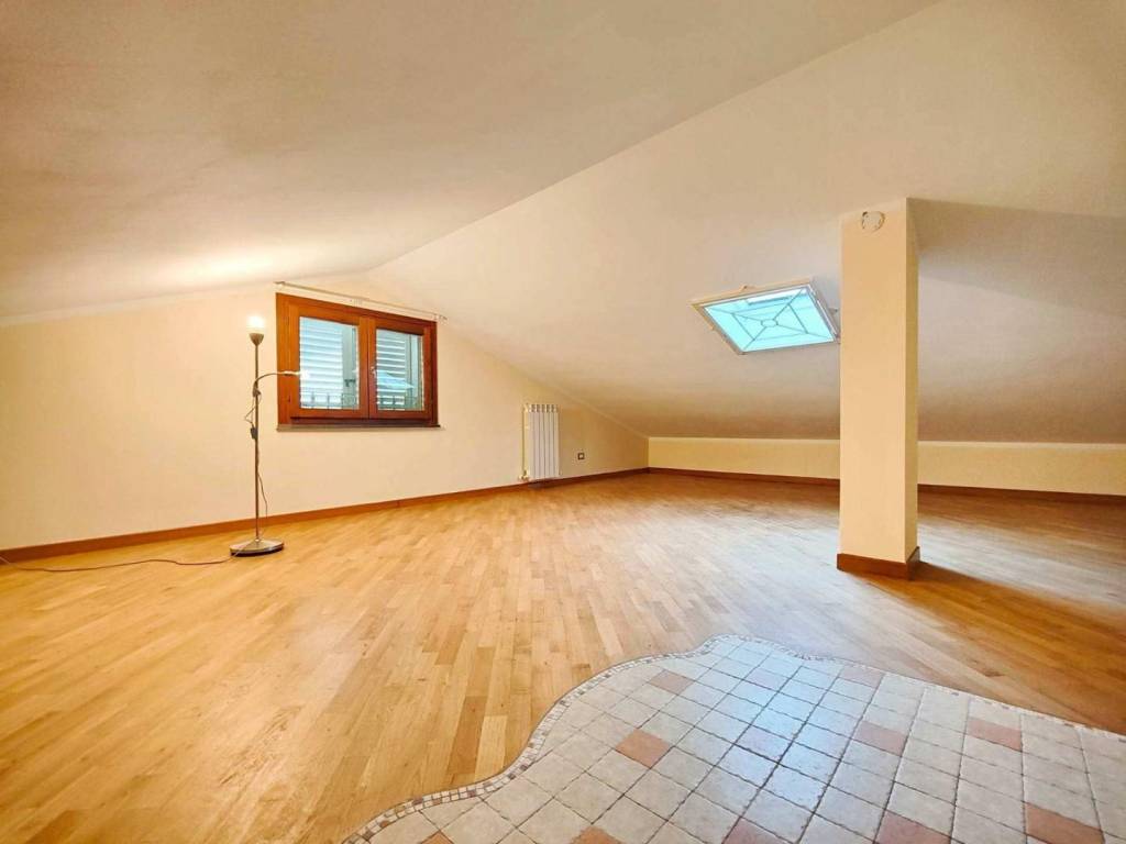 casa indipendente in vendita a San Giuliano Terme in zona Campo