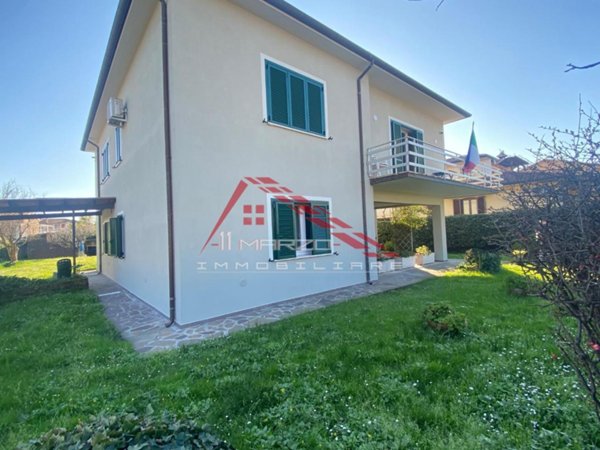 casa indipendente in vendita a San Giuliano Terme in zona Pontasserchio