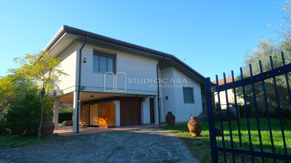 casa indipendente in vendita a San Giuliano Terme in zona Colignola