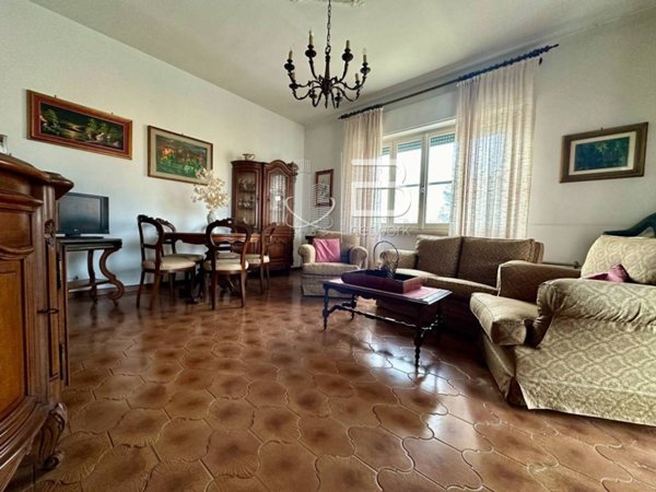 casa indipendente in vendita a San Giuliano Terme in zona Pontasserchio