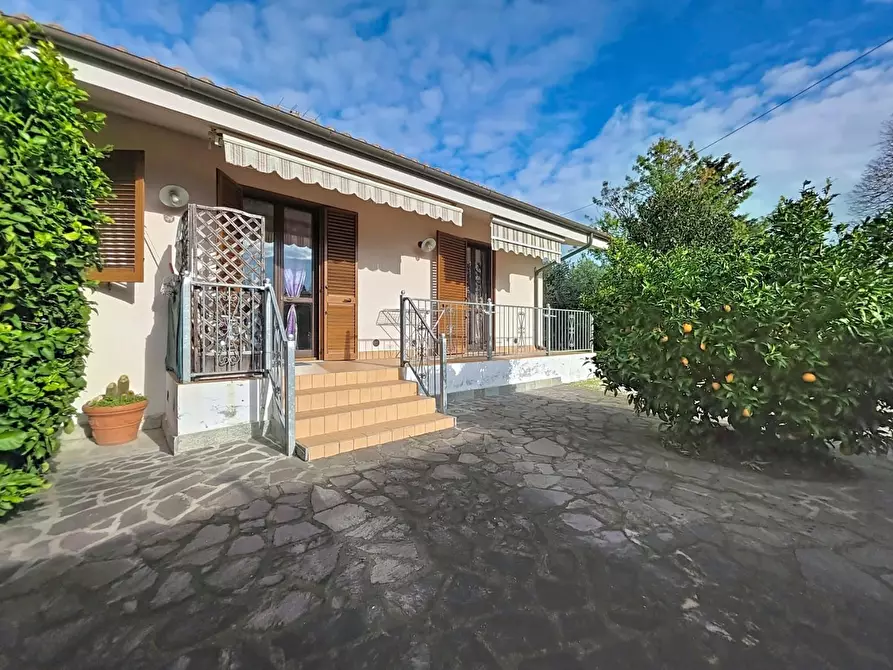 casa indipendente in vendita a San Giuliano Terme in zona Arena-Metato