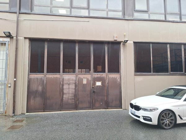 locale di sgombero in vendita a San Giuliano Terme