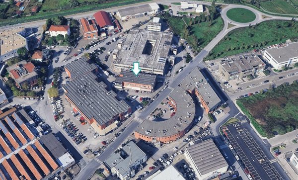 locale di sgombero in vendita a San Giuliano Terme