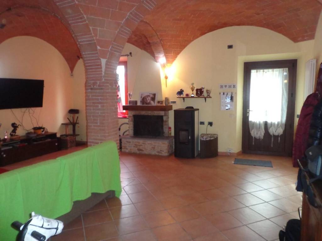 appartamento in vendita a San Giuliano Terme in zona Pappiana