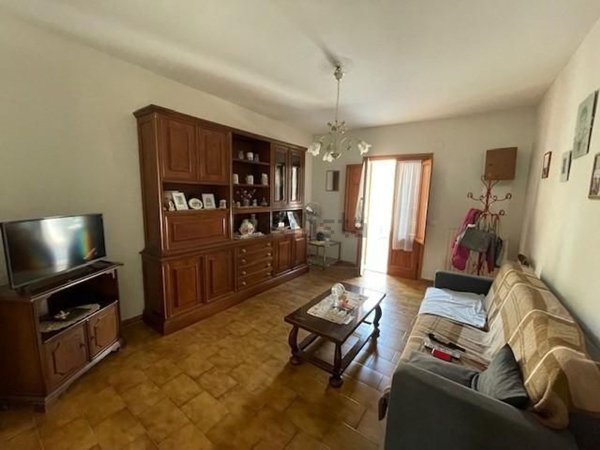 casa indipendente in vendita a San Giuliano Terme in zona Pontasserchio