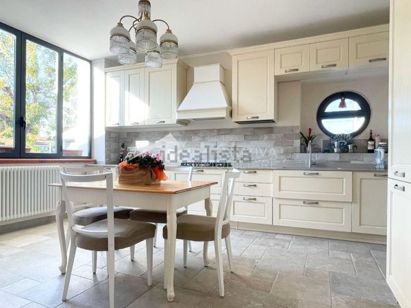 casa indipendente in vendita a San Giuliano Terme in zona Pappiana