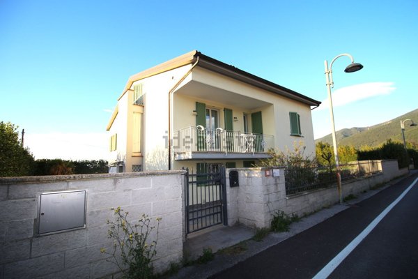 casa indipendente in vendita a San Giuliano Terme