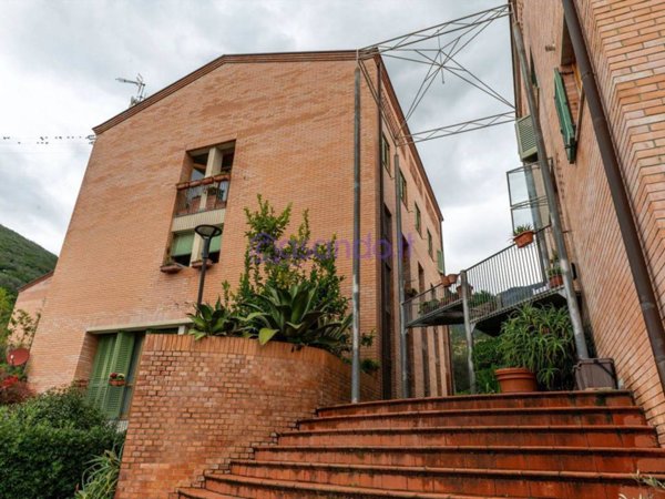 appartamento in vendita a San Giuliano Terme in zona Agnano