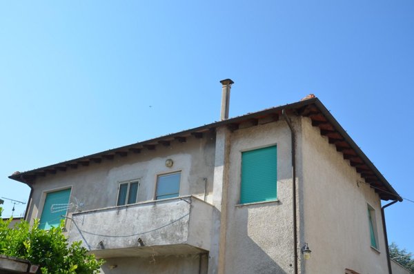 casa indipendente in vendita a San Giuliano Terme in zona Pontasserchio