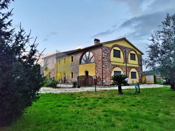 casale in vendita a San Giuliano Terme