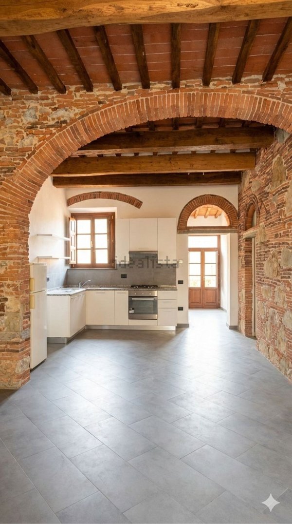 casa indipendente in vendita a San Giuliano Terme in zona Pontasserchio