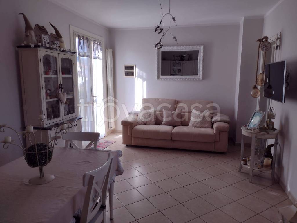 appartamento in vendita a San Giuliano Terme in zona Arena-Metato