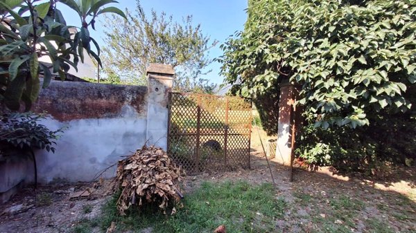casa indipendente in vendita a San Giuliano Terme in zona Pontasserchio