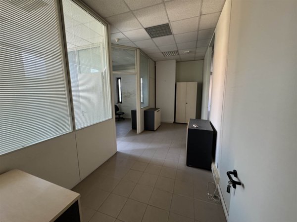 ufficio in vendita a San Giuliano Terme in zona Ghezzano