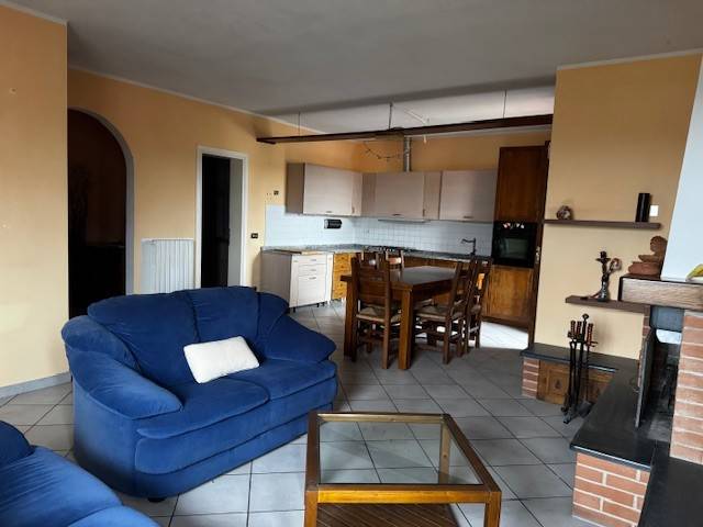 appartamento in vendita a San Giuliano Terme in zona Arena-Metato