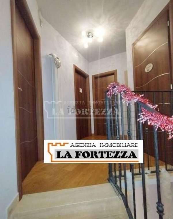 casa indipendente in vendita a San Giuliano Terme in zona San Martino a Ulmiano