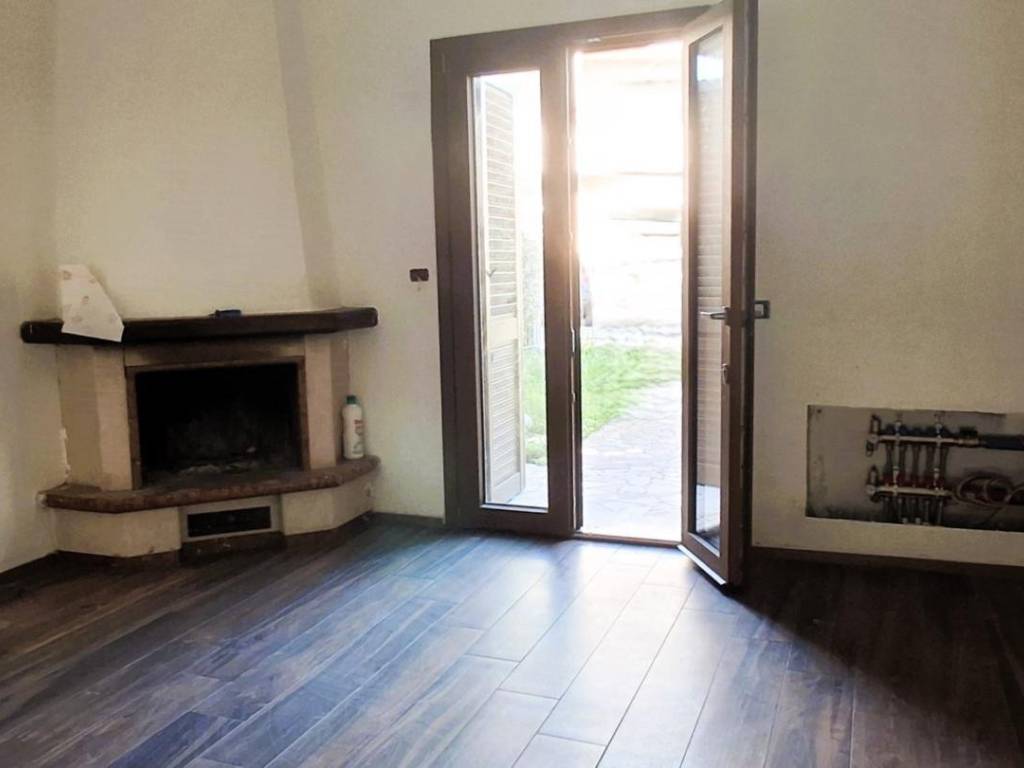 casa indipendente in vendita a San Giuliano Terme in zona Pontasserchio