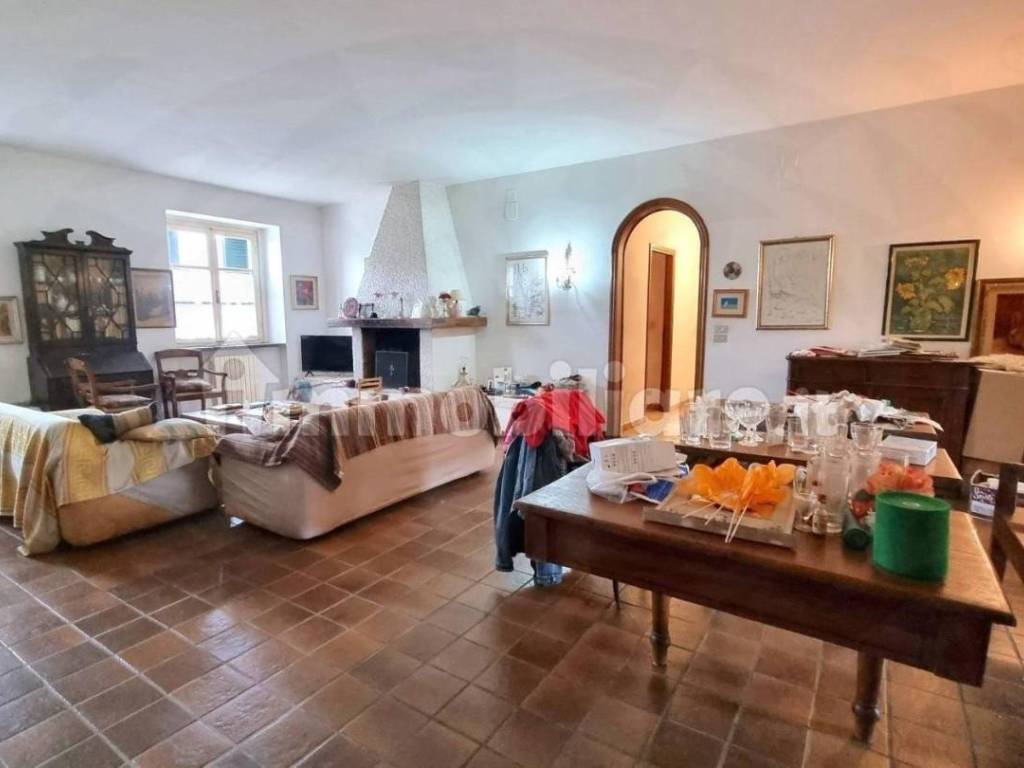 casa indipendente in vendita a San Giuliano Terme in zona Campo