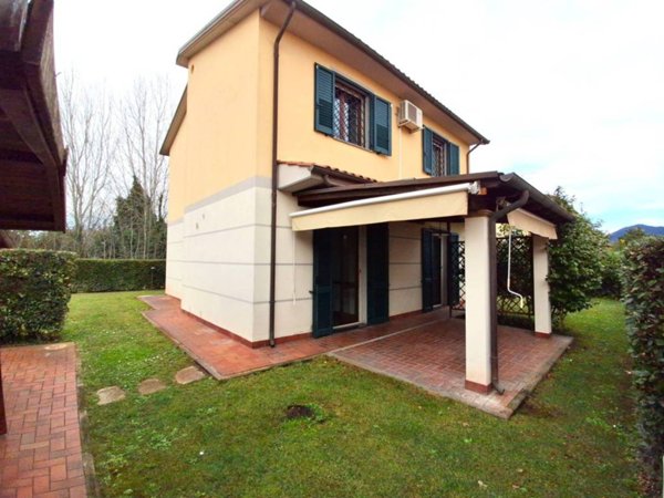 casa indipendente in vendita a San Giuliano Terme in zona Pontasserchio