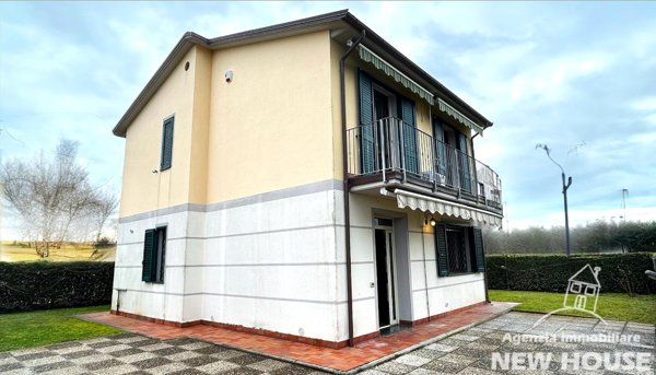 casa indipendente in vendita a San Giuliano Terme in zona Pontasserchio