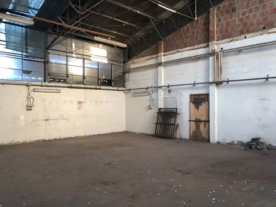 negozio in vendita a San Giuliano Terme