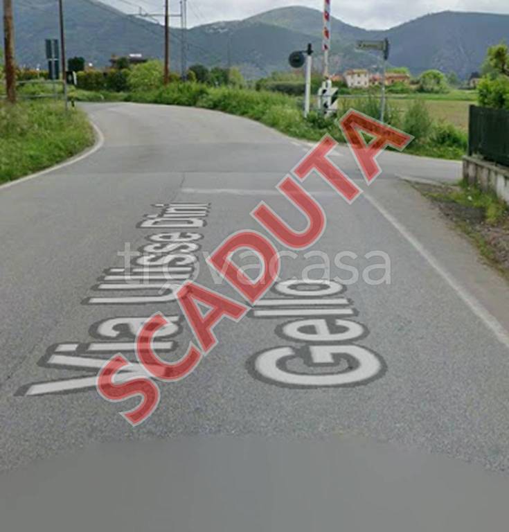 locale commerciale in vendita a San Giuliano Terme in zona Gello