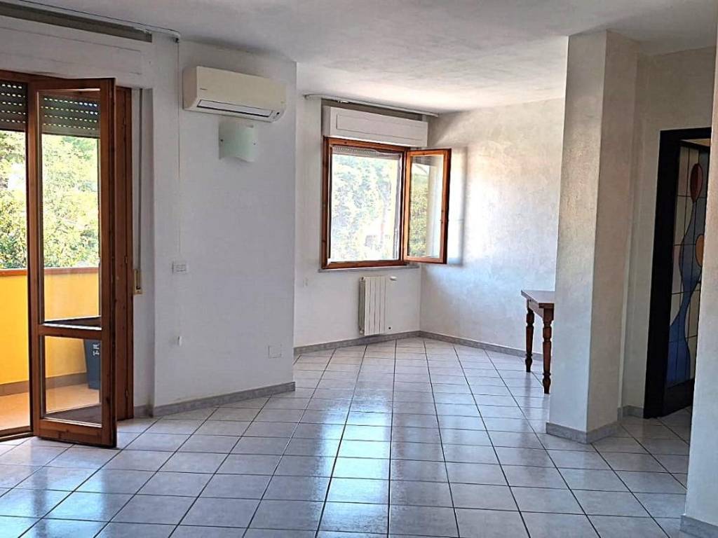 appartamento in vendita a San Giuliano Terme in zona Pappiana