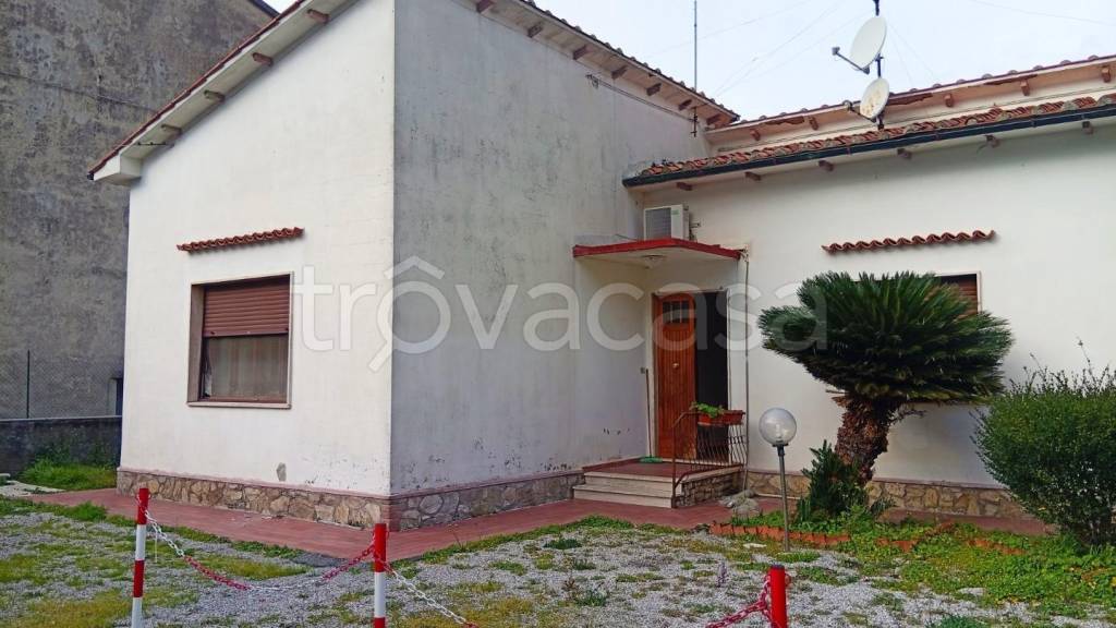 casa indipendente in vendita a San Giuliano Terme