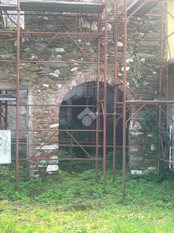 casa indipendente in vendita a San Giuliano Terme in zona Patrignone