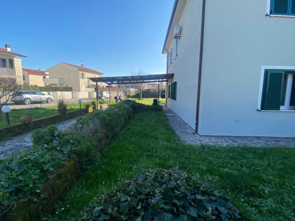 casa indipendente in vendita a San Giuliano Terme in zona Pontasserchio