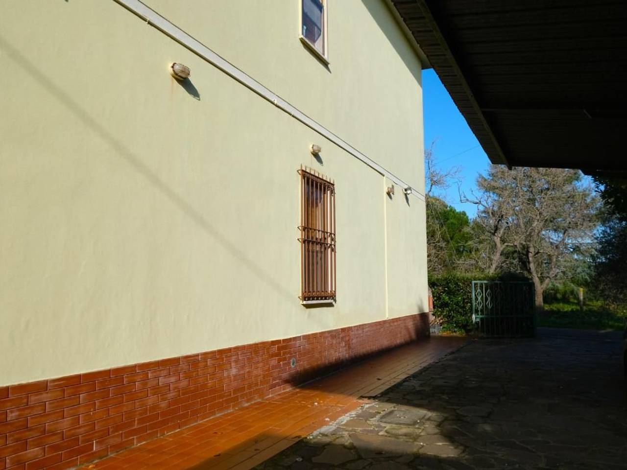 casa indipendente in vendita a San Giuliano Terme in zona Pappiana