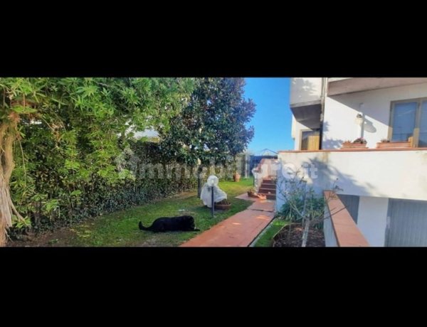 casa indipendente in vendita a San Giuliano Terme