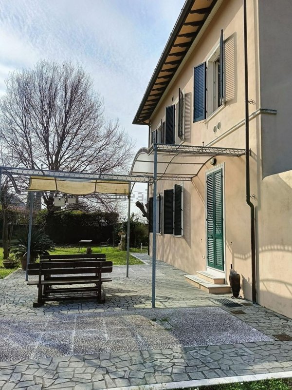casa indipendente in vendita a San Giuliano Terme