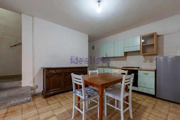 casa indipendente in vendita a San Giuliano Terme