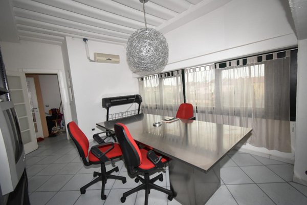 attico in vendita a San Giuliano Terme in zona Arena-Metato