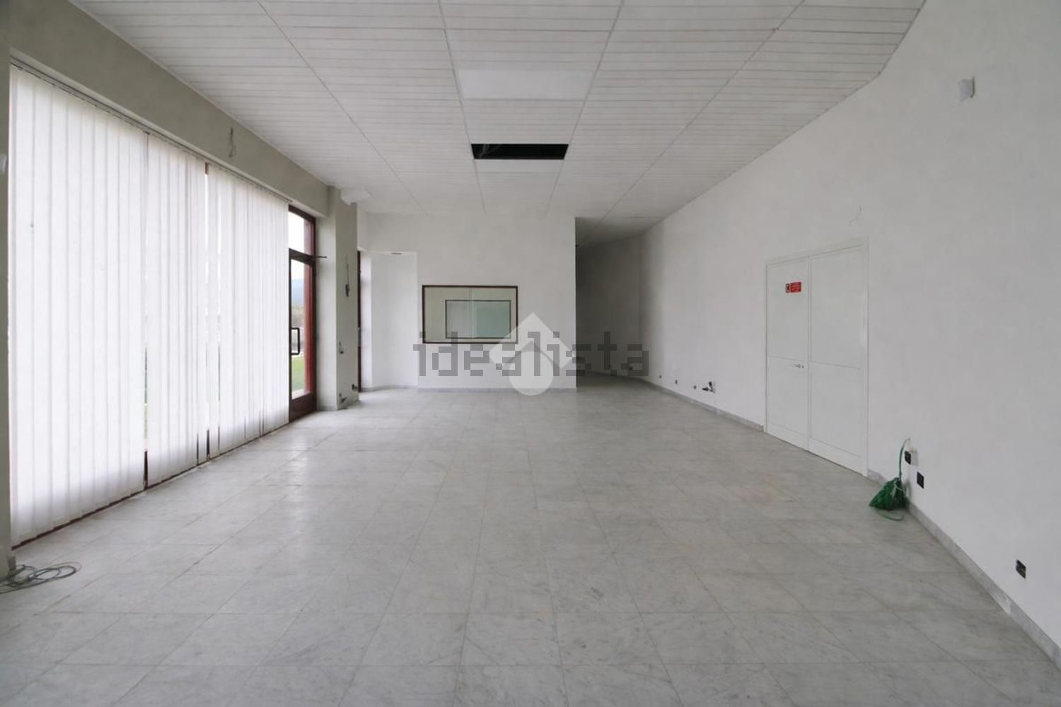 locale di sgombero in vendita a San Giuliano Terme in zona San Martino a Ulmiano