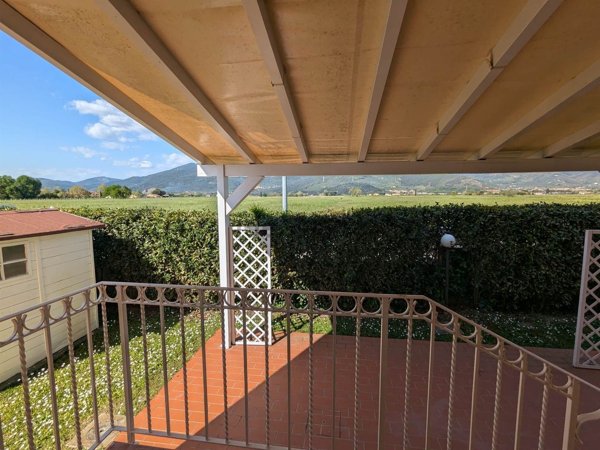 casa indipendente in vendita a San Giuliano Terme in zona Campo