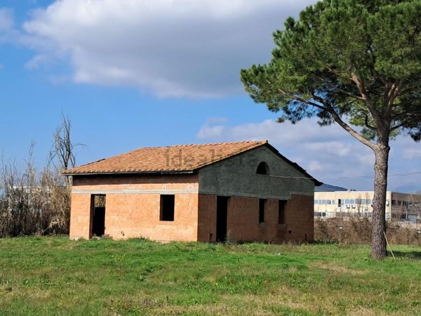 casa indipendente in vendita a San Giuliano Terme
