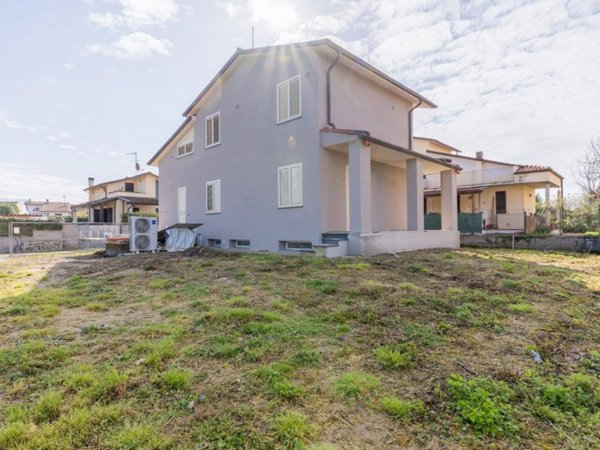 casa indipendente in vendita a San Giuliano Terme in zona Ghezzano