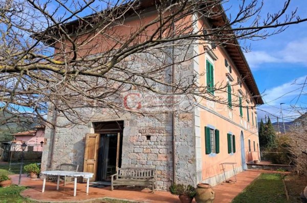 casa indipendente in vendita a San Giuliano Terme in zona Campo