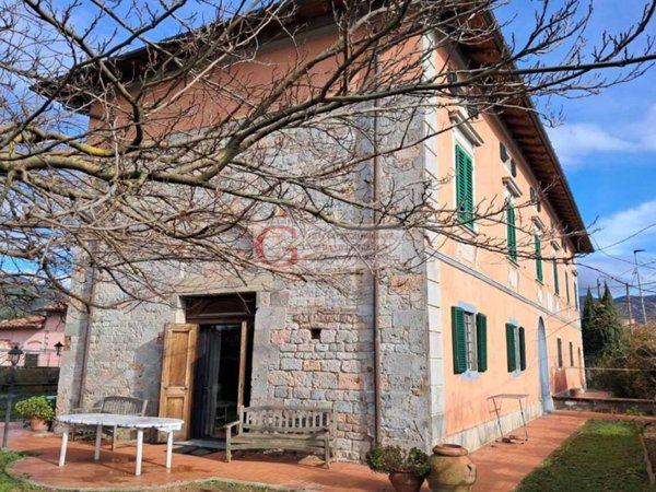 casa indipendente in vendita a San Giuliano Terme in zona Campo