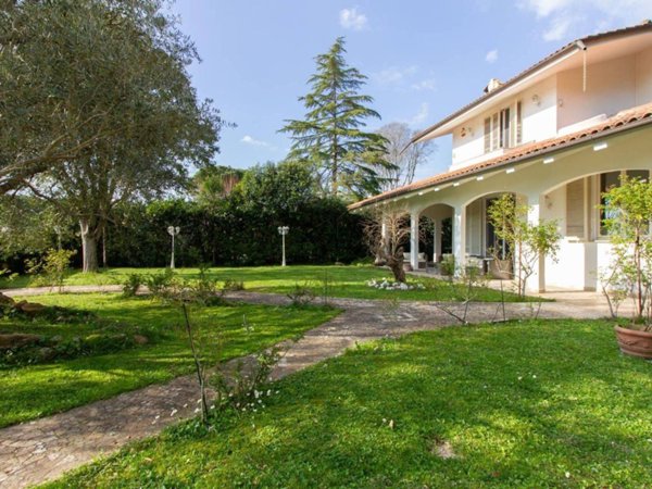 casa indipendente in vendita a San Giuliano Terme
