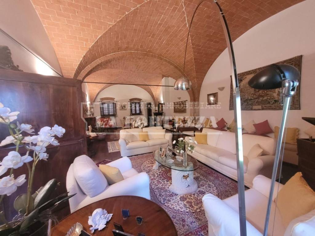 casale in vendita a San Giuliano Terme in zona San Martino a Ulmiano