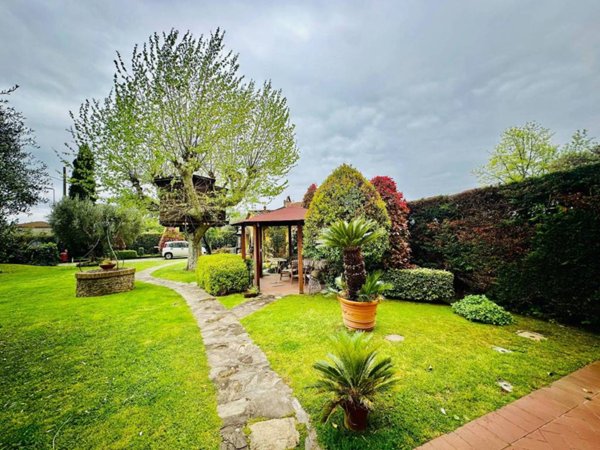 casa indipendente in vendita a San Giuliano Terme in zona Pontasserchio