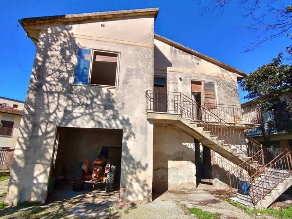 casa indipendente in vendita a San Giuliano Terme