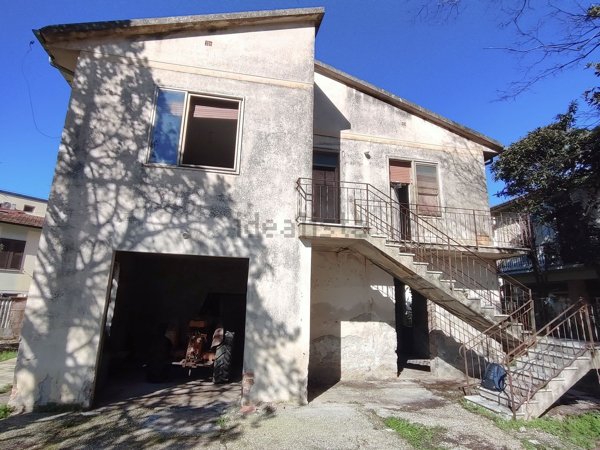 casa indipendente in vendita a San Giuliano Terme