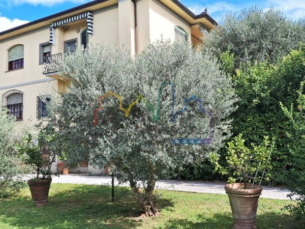 casa indipendente in vendita a San Giuliano Terme in zona Pontasserchio
