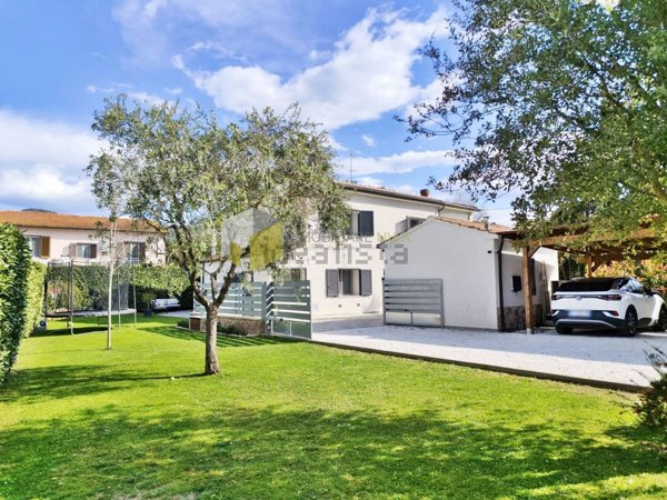 casa indipendente in vendita a San Giuliano Terme in zona Gello