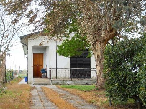 casa indipendente in vendita a San Giuliano Terme in zona Pappiana