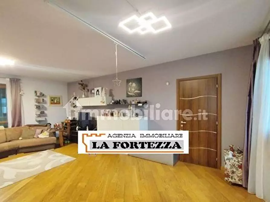 casa indipendente in vendita a San Giuliano Terme in zona San Martino a Ulmiano